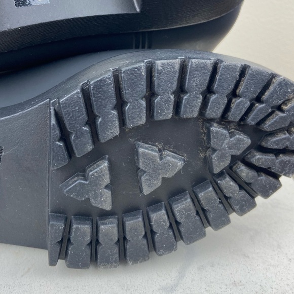 JEFFREY CAMPBELL RAINZ CHELSEA LUG BOOTS Black Matte Size 9 - Picture 13 of 16